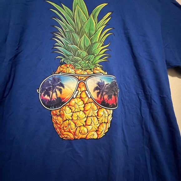 PORT & COMPANY mens blue short sleeve pineapple t-printed shirt /size 3XL - Picture 4 of 5